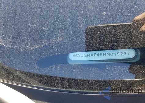 2017 Audi A4 Premium z USA, uszkodzony, nr VIN WAUGNAF49HN019237